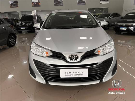 TOYOTA YARIS 1.5 16V FLEX SEDAN XL LIVE MULTIDRIVE TOYOTA YARIS 1.5 16V FLEX SEDAN XL LIVE MULTIDRIVE